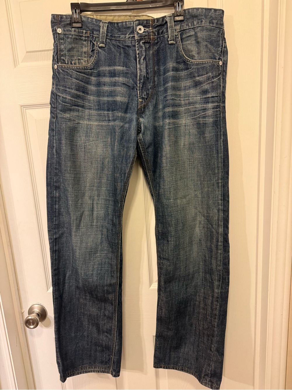 Levi's Men's Faded Blue Slim Straight Jeans